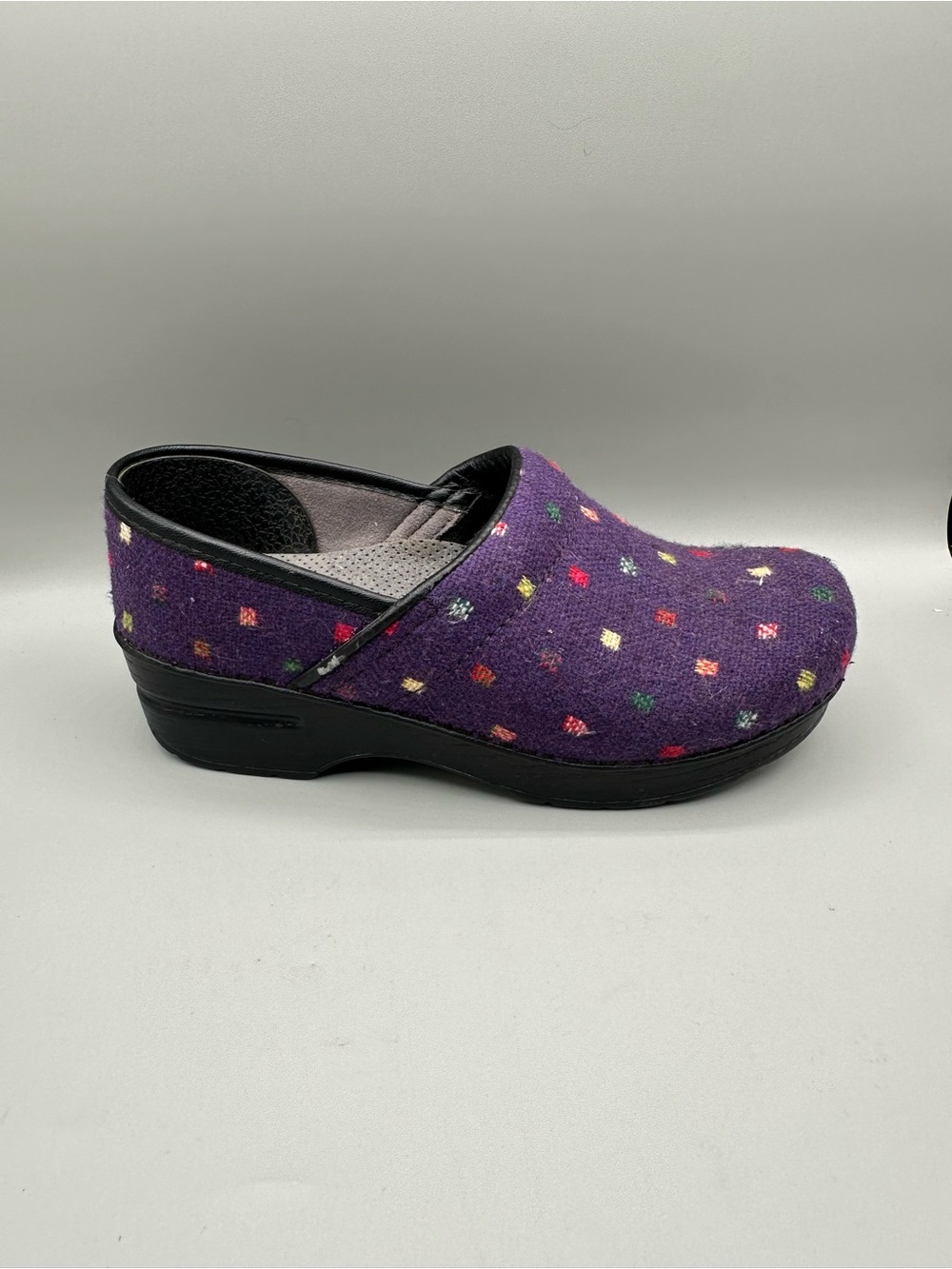 Dansko Vegan Pro Flannel Clog Women Size 6 Purple Confetti Pattern